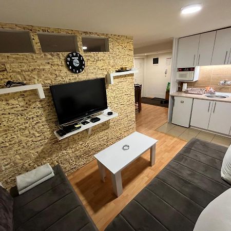 Carapan Apartment ครูเชวัซ ภายนอก รูปภาพ