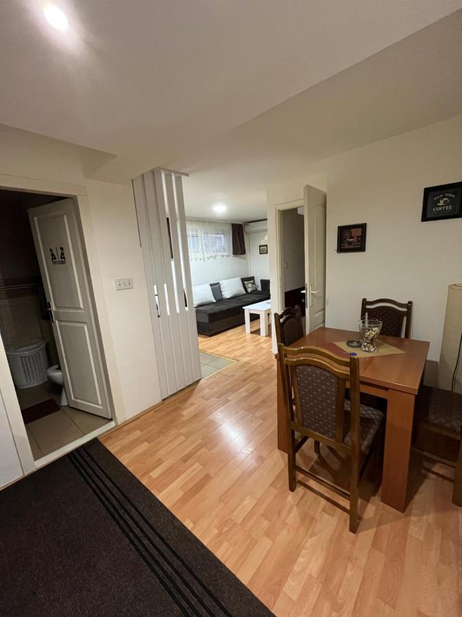 Carapan Apartment ครูเชวัซ ภายนอก รูปภาพ